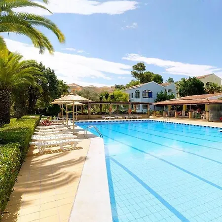 Govino Bay Bliss - Shared Pool * Danilia