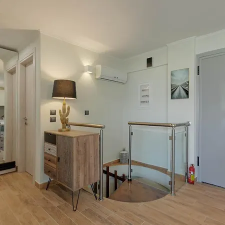 Govino Bay Bliss - Shared Pool * Danilia