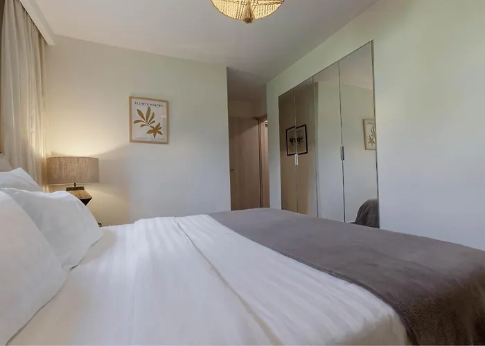 Govino Bay Bliss - Shared Pool