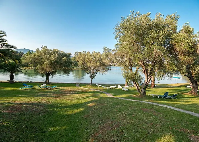 Govino Bay Bliss - Shared Pool Danilia